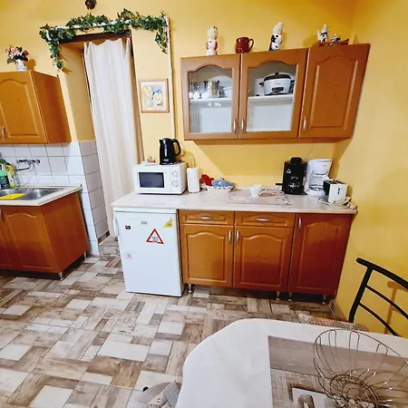 Eva Nyaralo Дом отдыха